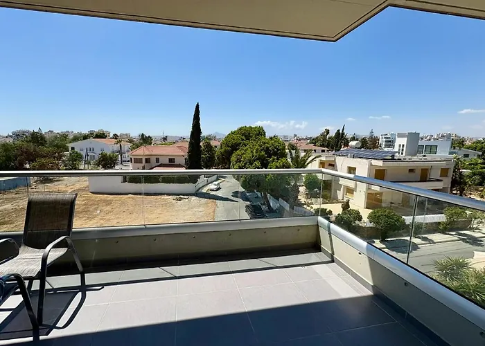 Apartament Mariam Court 302 *